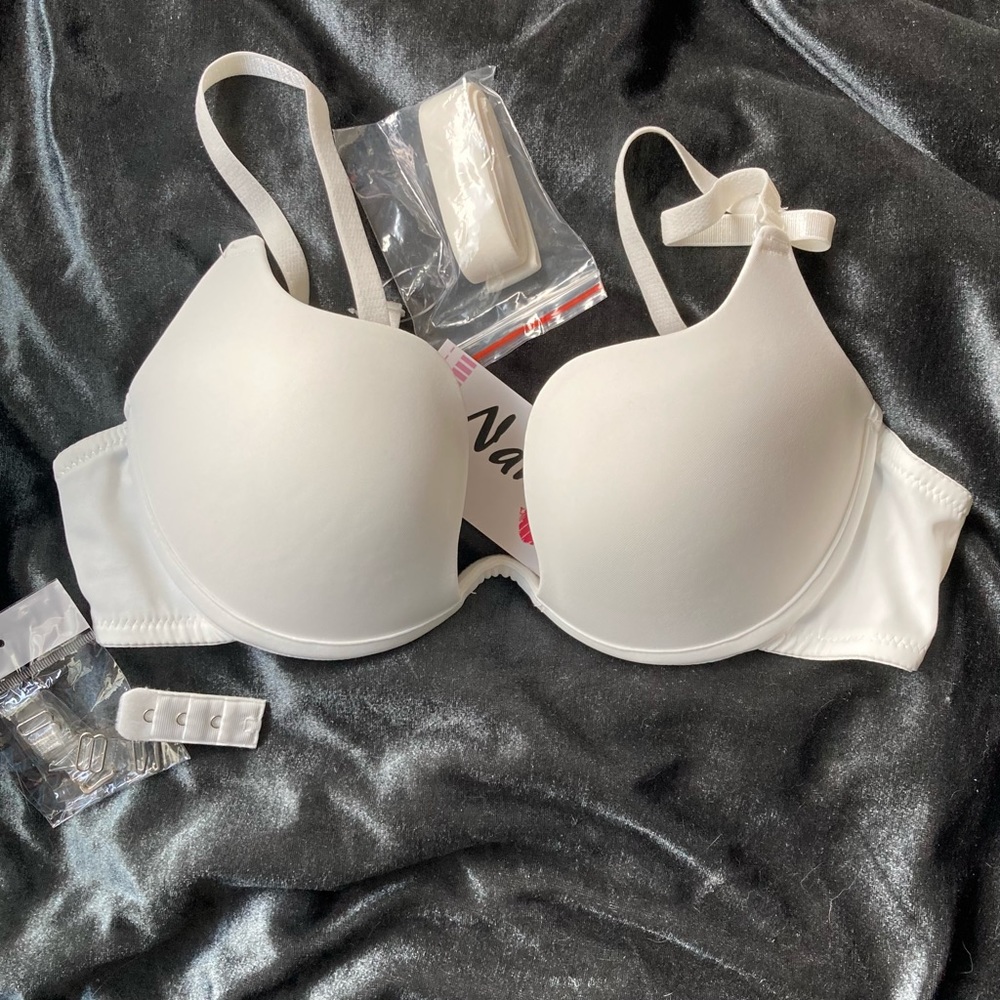 34B Vertical Cup Padded Multi-Way Push-Up Bra